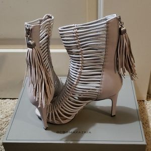 BCBGMAXAZRIA - MA LEDDER Size 8M shootie